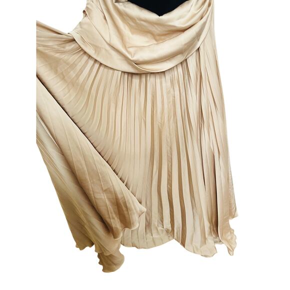 ET OCHS Black Half n Half Velvet Deep V-Neck Charmeuse Pleated Skirt Gown - Picture 9 of 16